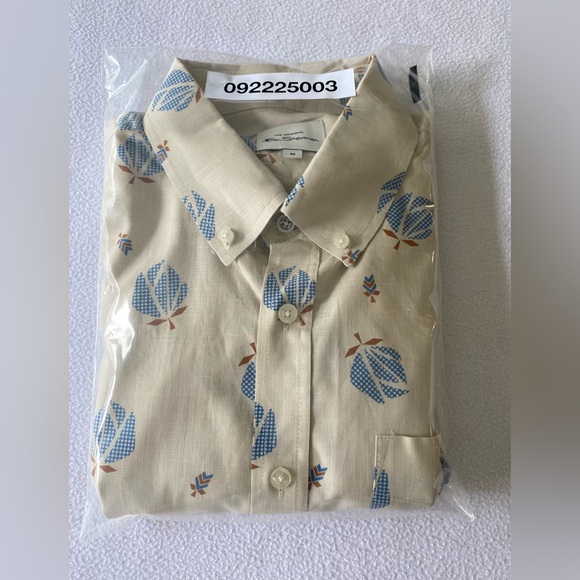Ben Sherman Shirt Men’s Medium Beige w Blue Floral Print Short Sleeve Cotton # - Picture 10 of 10